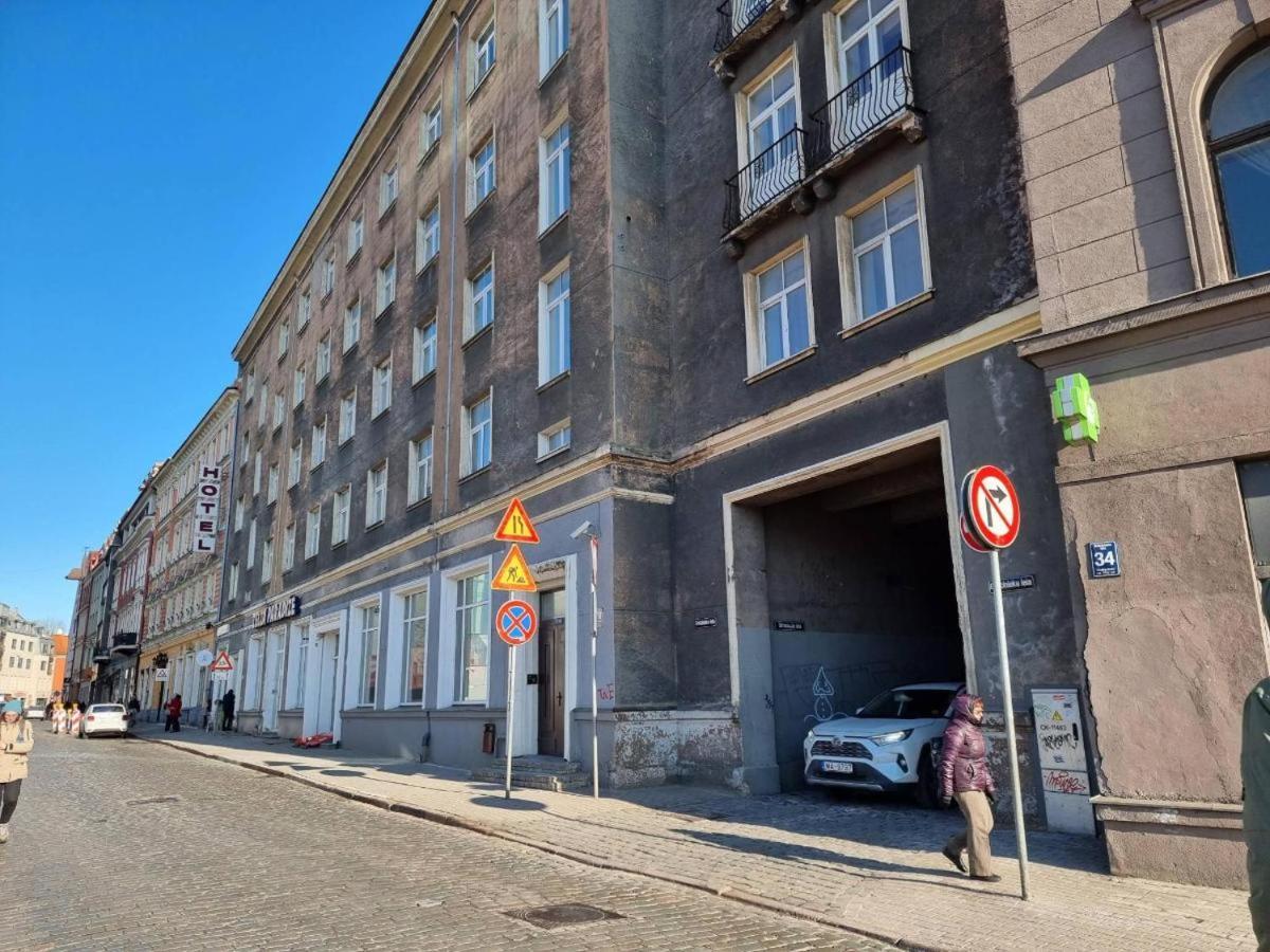 Apartment, Old Town, River View With Parking Dzīvoklis *