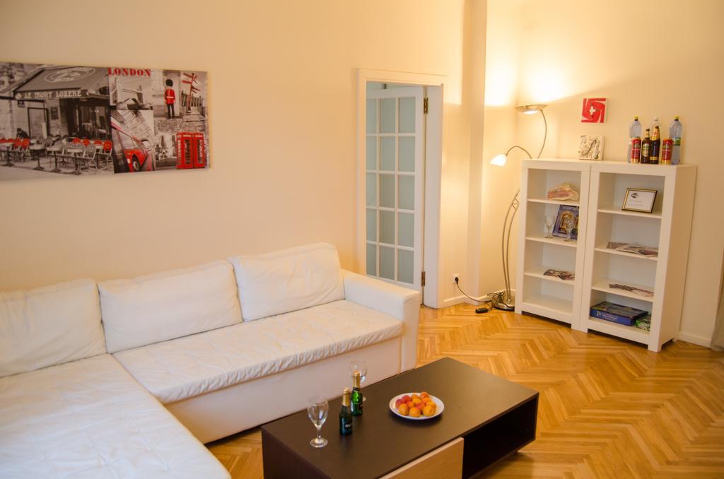 Dzīvoklis Apartment, Old Town, River View With Parking